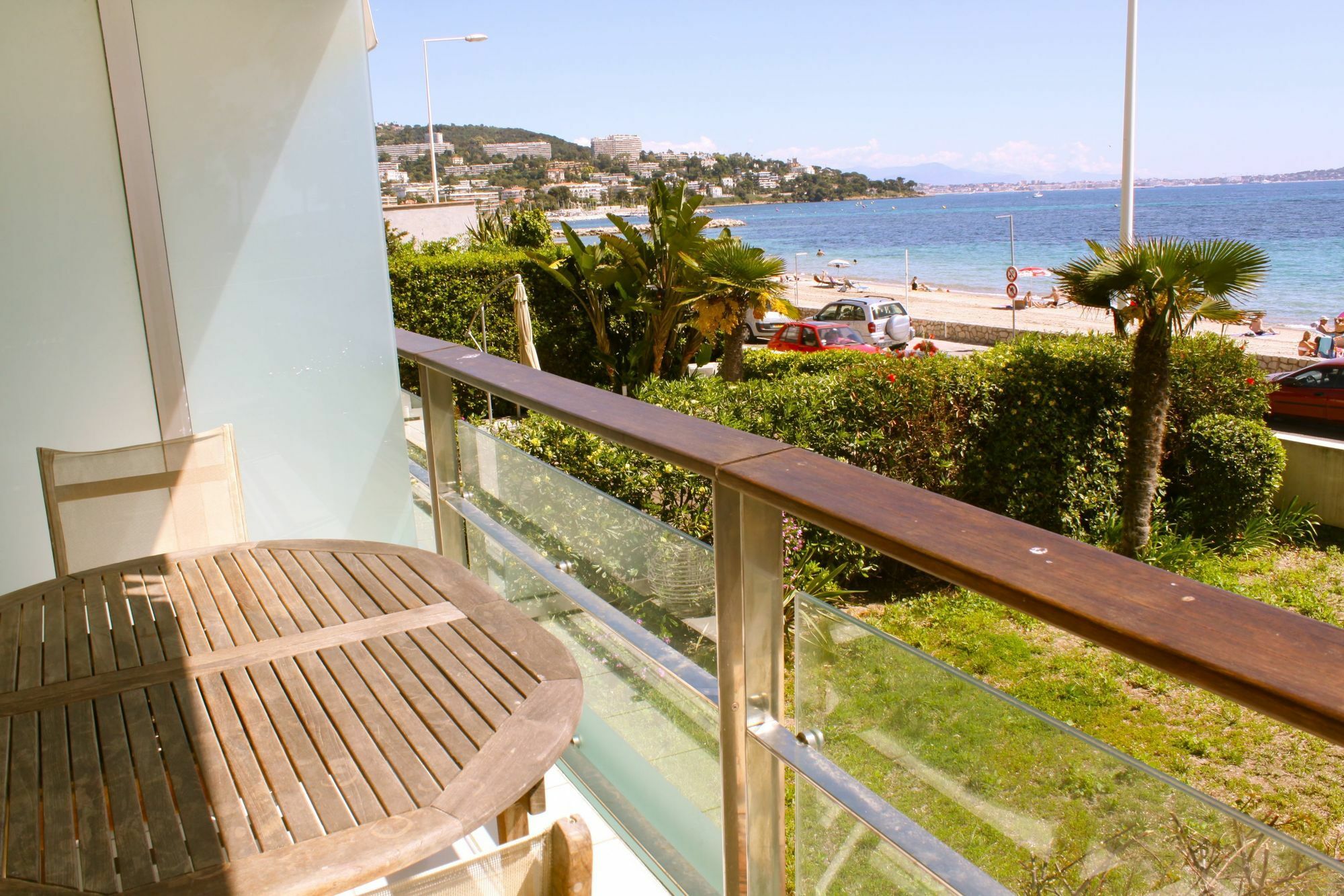 Cannes Bai Exterior photo